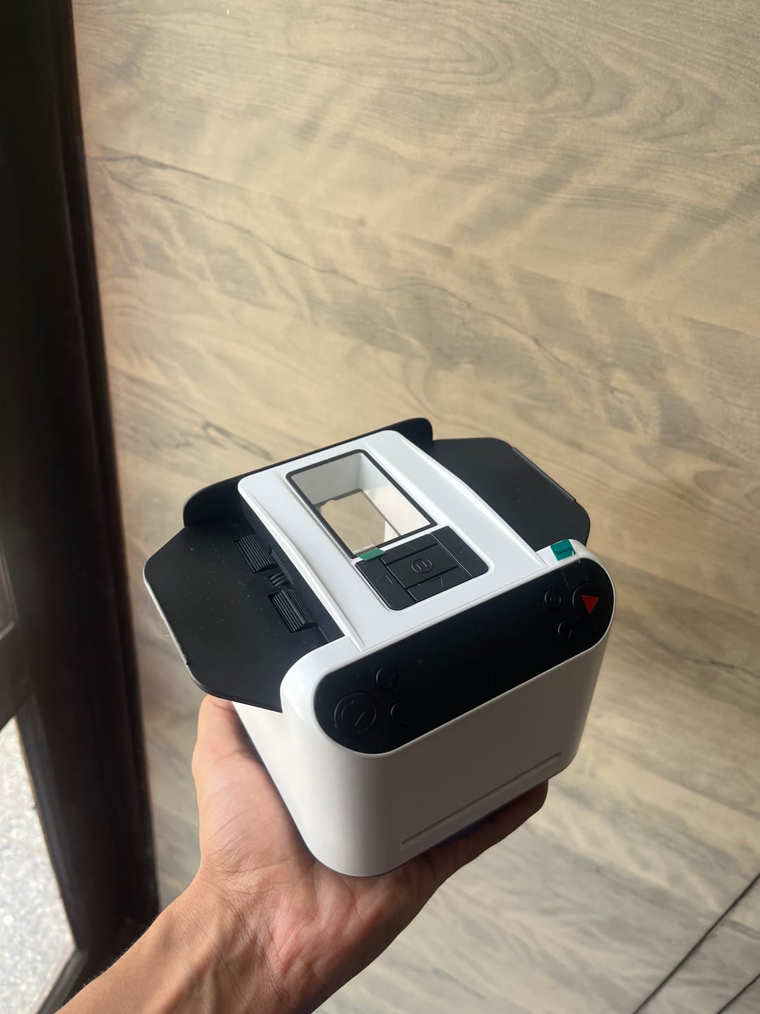 Customer photo review of 2-in-1 Card Shuffler & Dealer