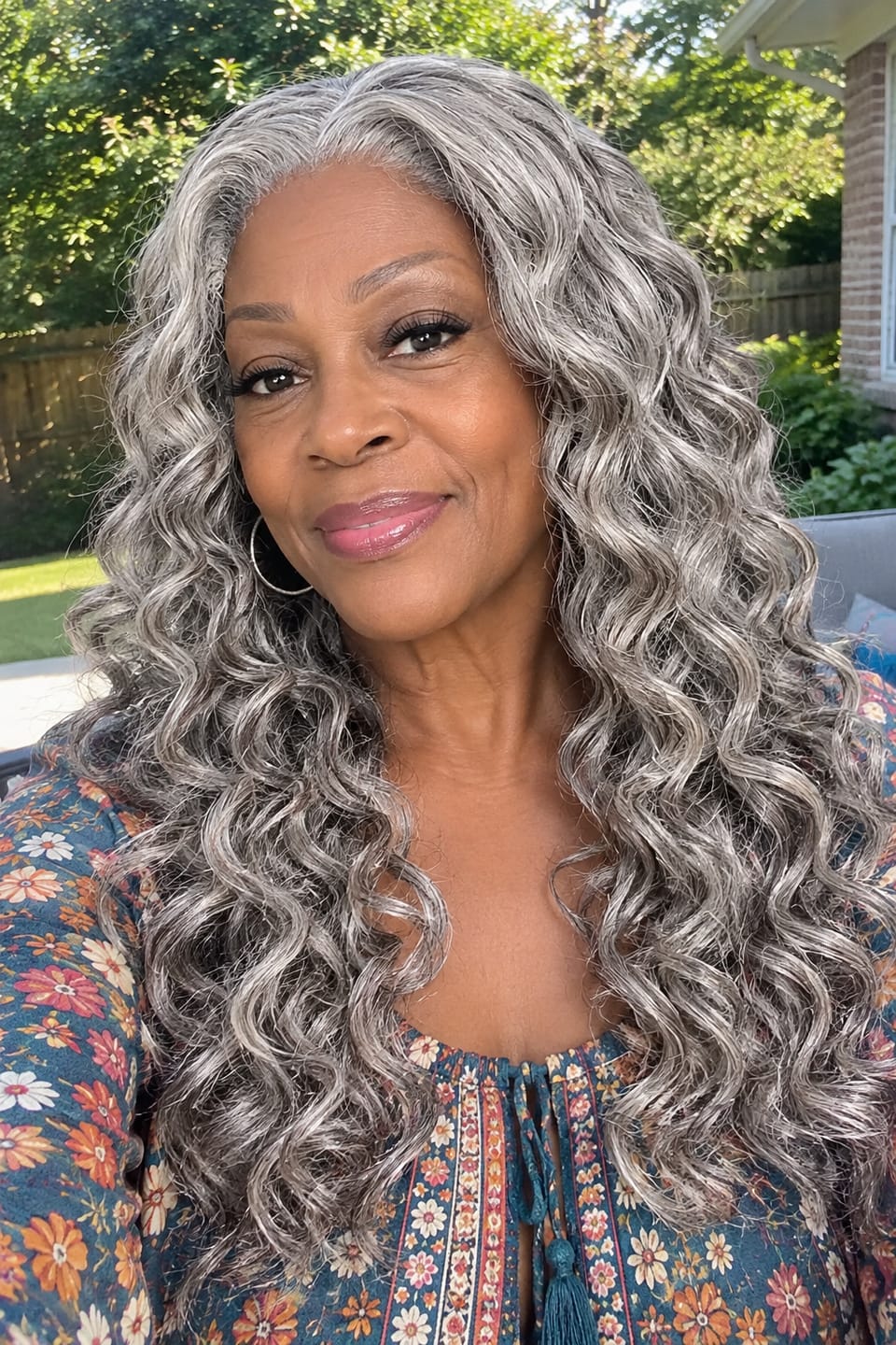 Customer photo review of Luvwin Salt And Pepper Loose Wave 5x5 Closure Glueless Wig 100% Human Hair