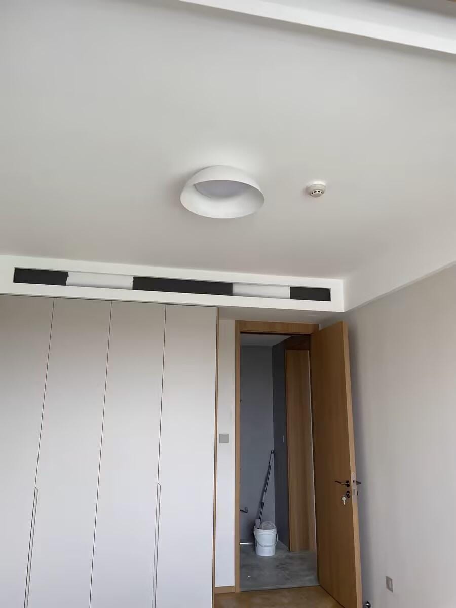 Customer photo review of Low Profile Ceiling Light, Round Aluminium, Integrated LED, 3000 K