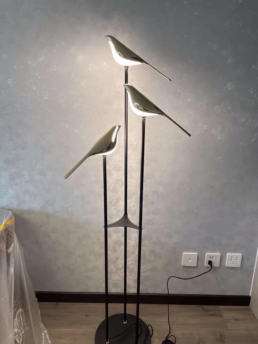 Customer photo review of Bird Floor Lamp, 3 Gold Birds on Black Stems, LED, 153 cm