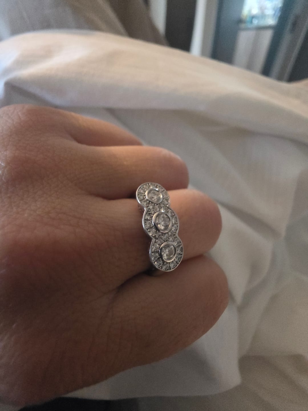 Customer photo review of Anillo Moissanita Royalty