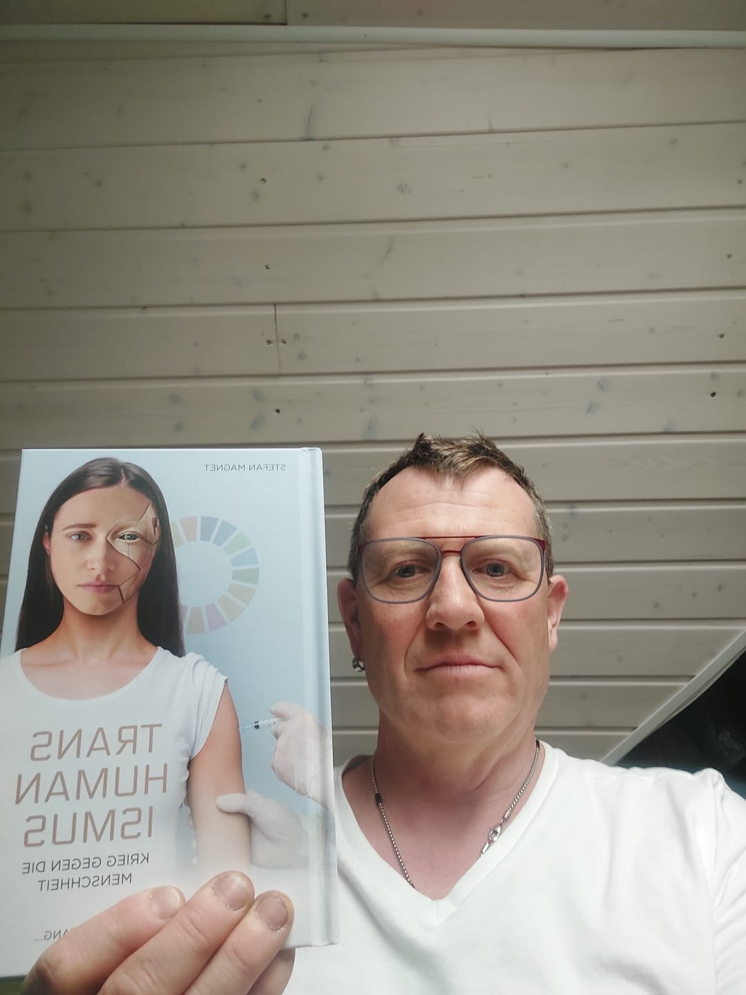 Customer photo review of Transhumanismus – Krieg gegen die Menschheit