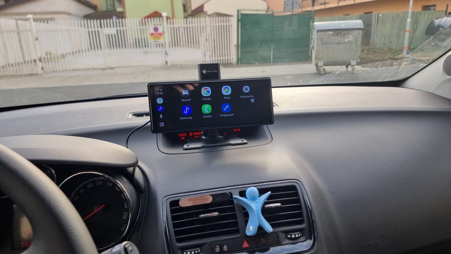 Customer photo review of Multifunkční displej DS1020 DVR