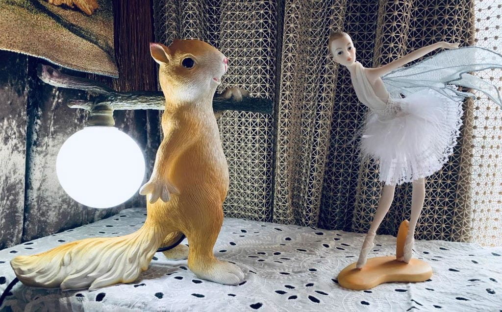 Customer photo review of Table Lamp, Cast Resin Squirrel Holding Glass Globe, 25 cm