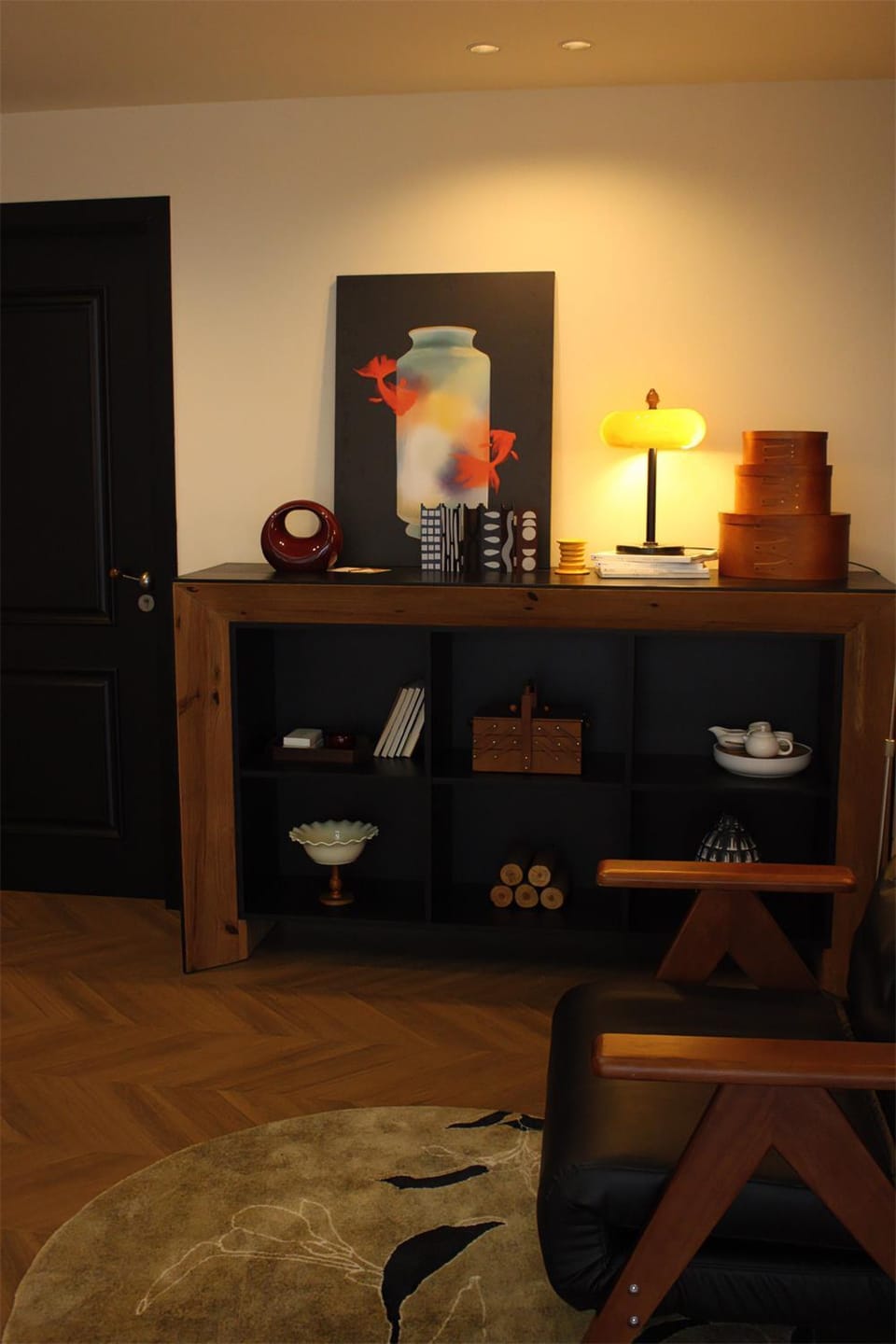 Customer photo review of Caramel Glass Dome Table Lamp, Black Metal Base, Plug In, 40 cm