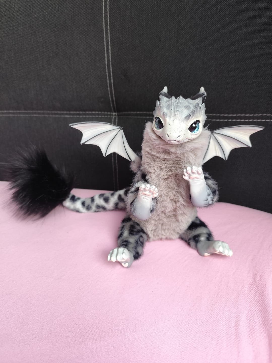 Customer photo review of Broomhide drake - Grey leopard