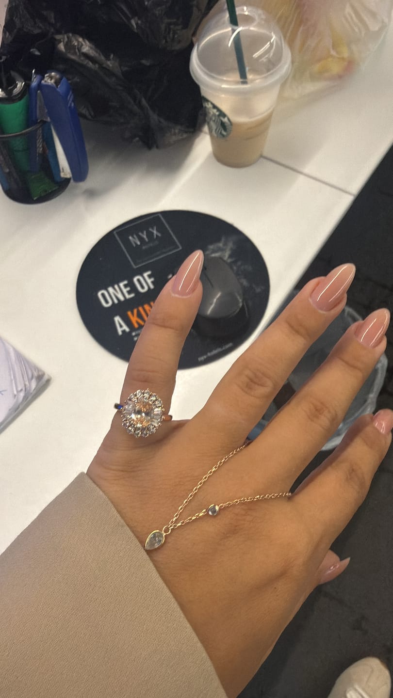 Customer photo review of Elizabeth