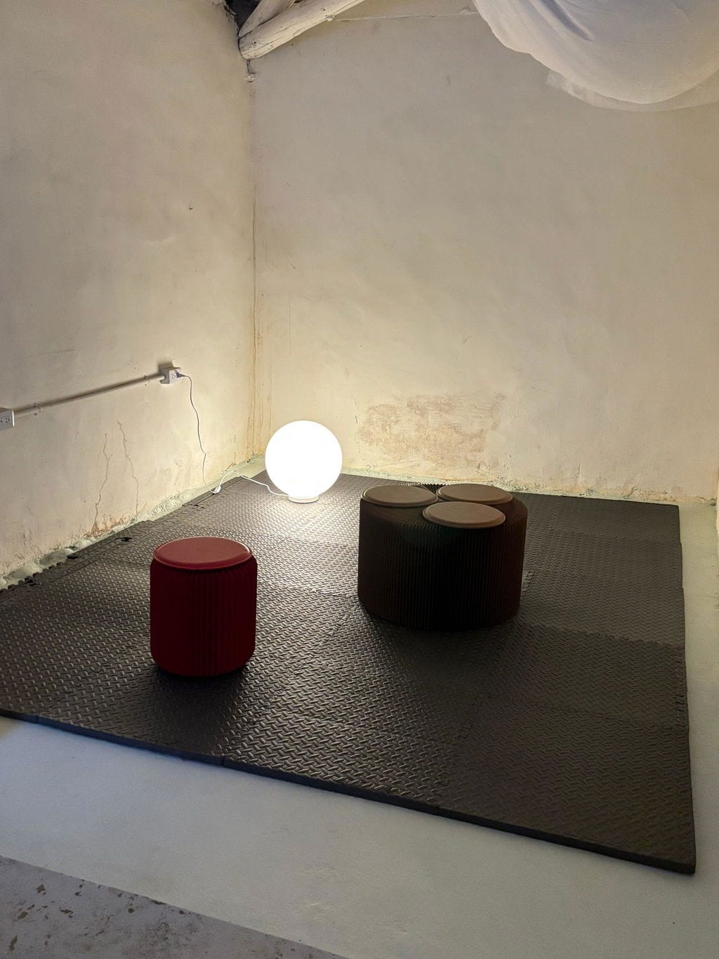 Customer photo review of Moon Surface Table Lamp, White Sphere, Integrated LED, 3000 K