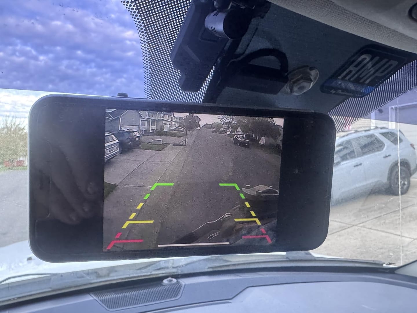 Customer photo review of ParkEye HD – Zie achter je auto op je telefoon