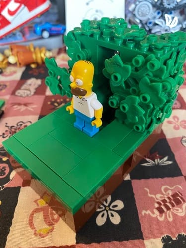 Customer photo review of Buildable Homer in the Bushes Display Set