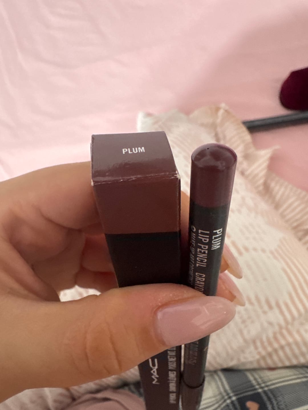 Customer photo review of Lip Pencil מאק עיפרון שפתיים