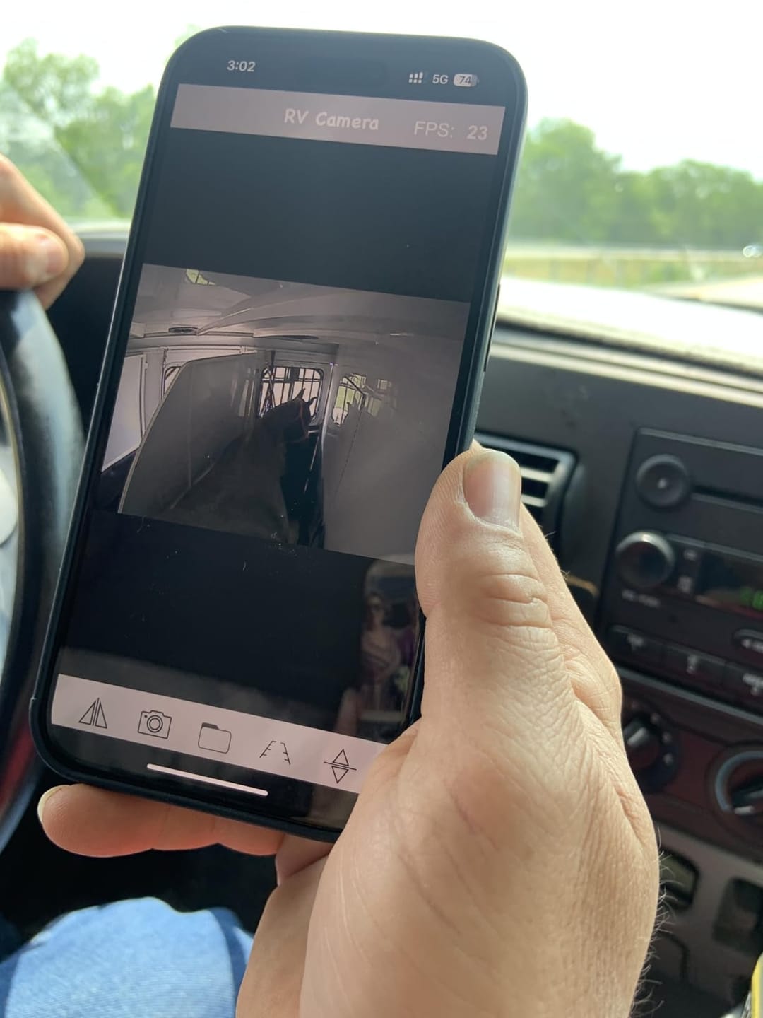 Customer photo review of ParkEye HD – Zie achter je auto op je telefoon