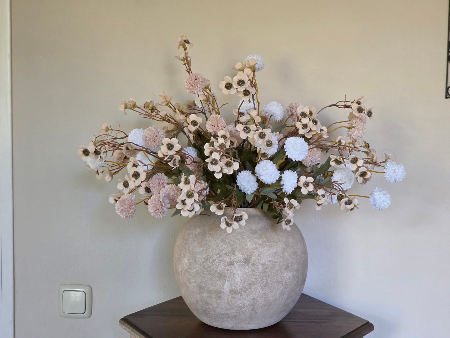 Customer photo review of Wax Arrangement - Beige mix