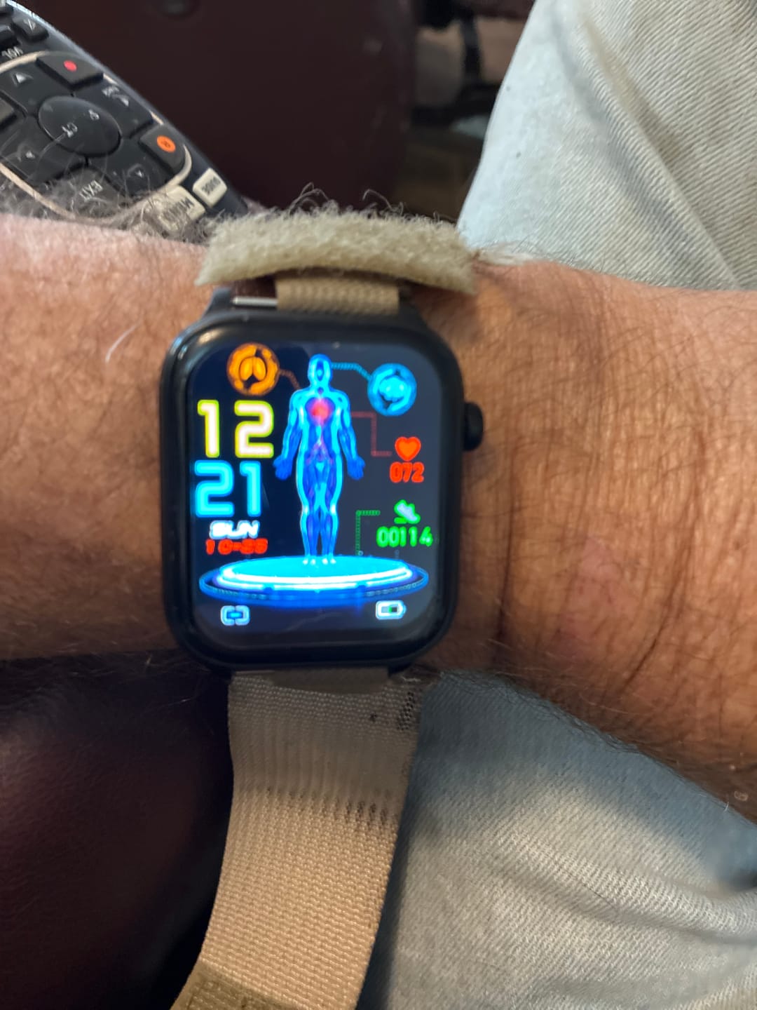 Customer photo review of Bearscome Pro 6 ECG blood glucose Intelligent micro-physical examination Stress monitoring Smartwatch