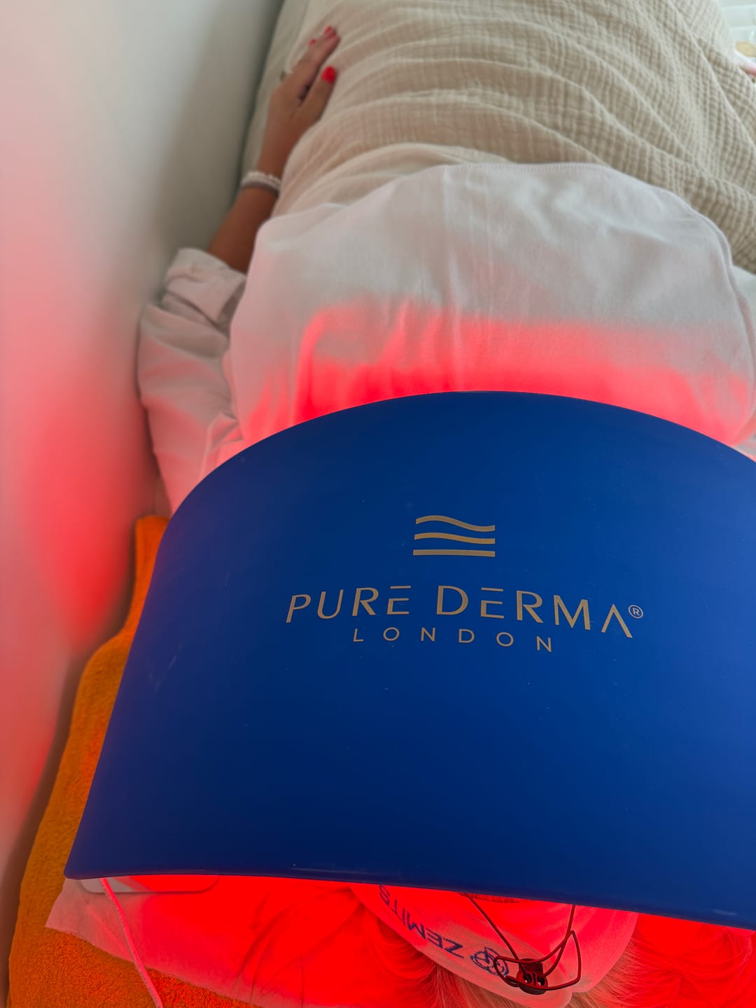 Customer photo review of LuminAGE LED Light Therapy Dome: Face & Body Panel