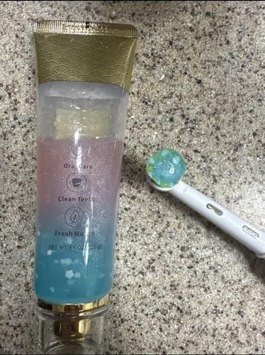 Customer photo review of Niacinamide Whitening Toothpaste