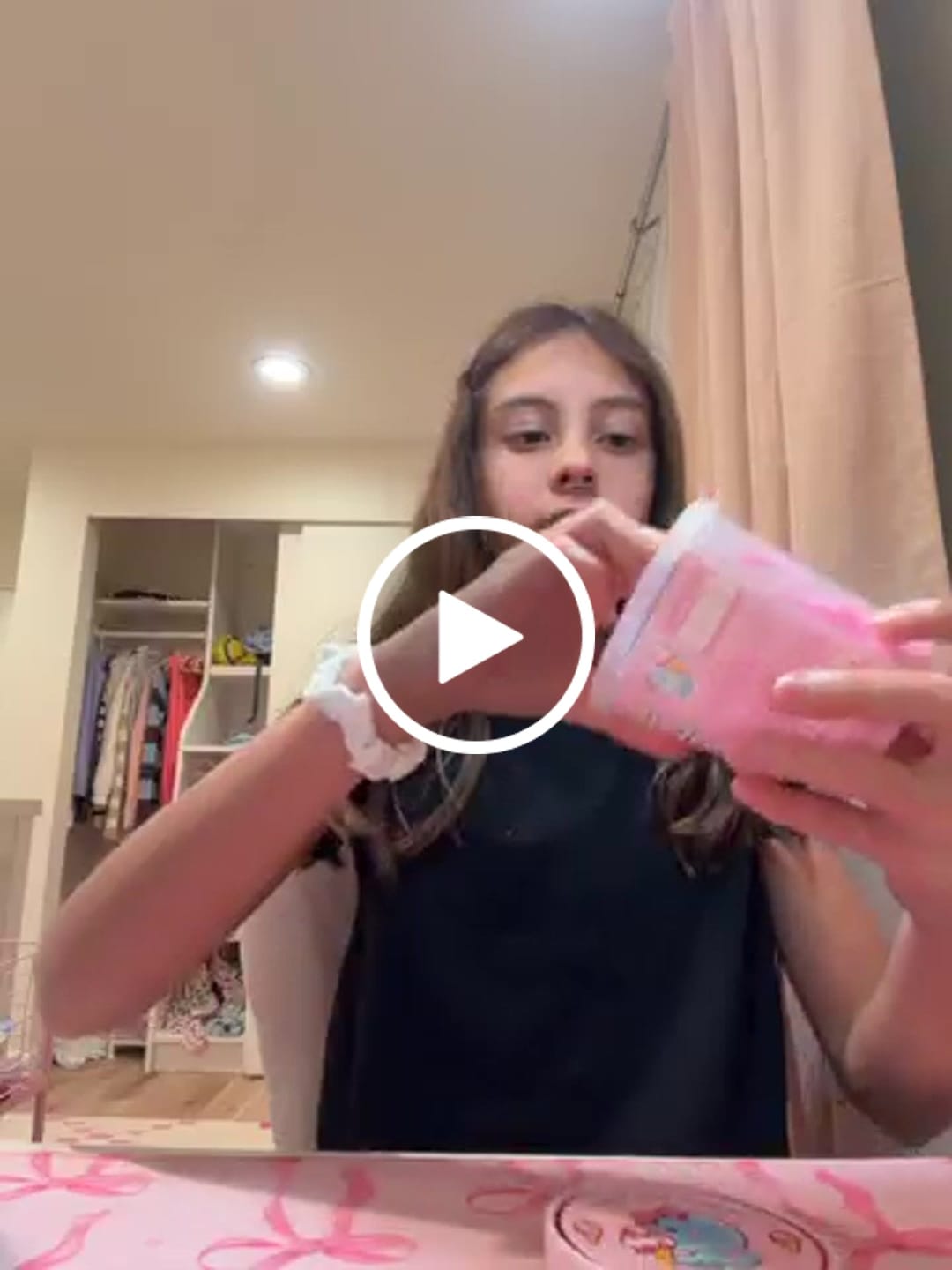 Customer video review of Circus Cookie Scented Ice Cream Pint Slime