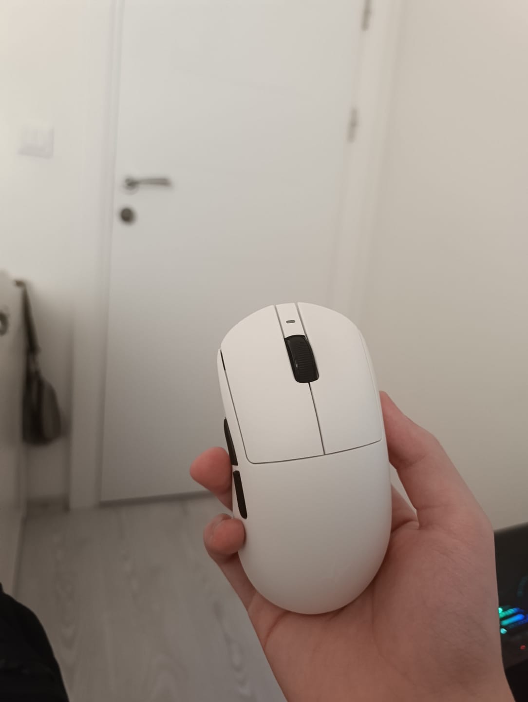 Customer photo review of ATK Dragonfly A9 Wireless Mouse