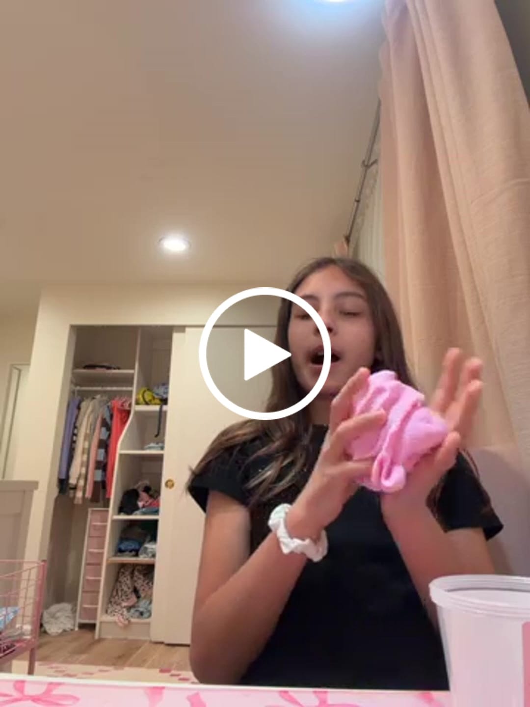 Customer video review of Circus Cookie Scented Ice Cream Pint Slime
