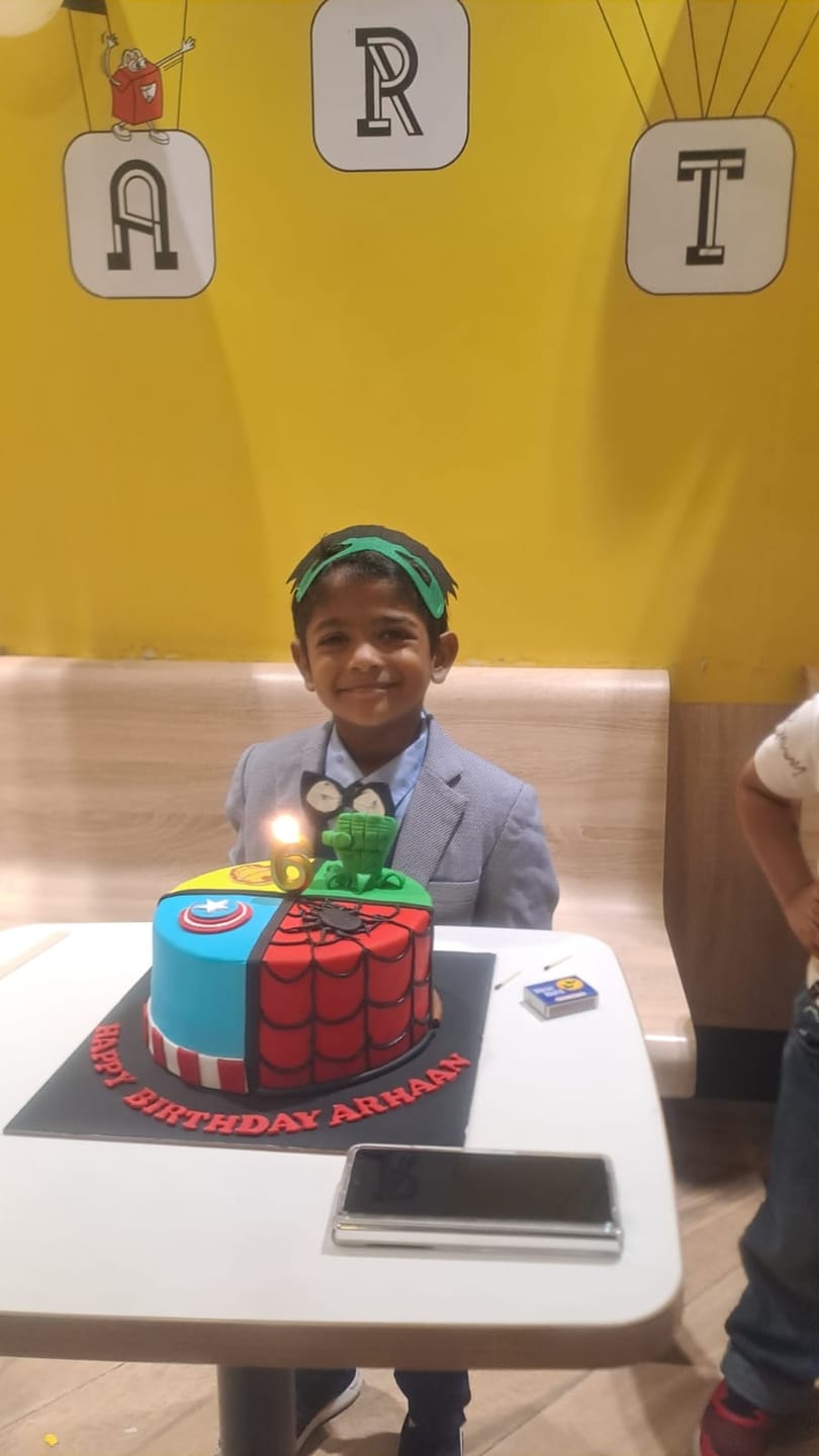 Customer photo review of Quad Avengers Spiderman Cake