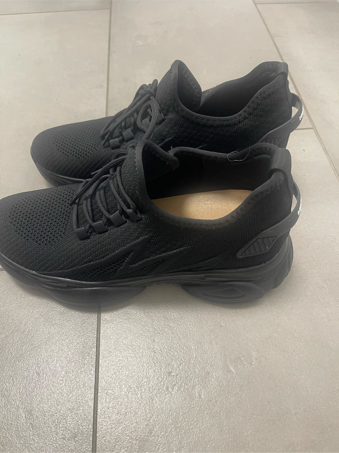 Customer photo review of ELEVATESHOES LIMITLESS