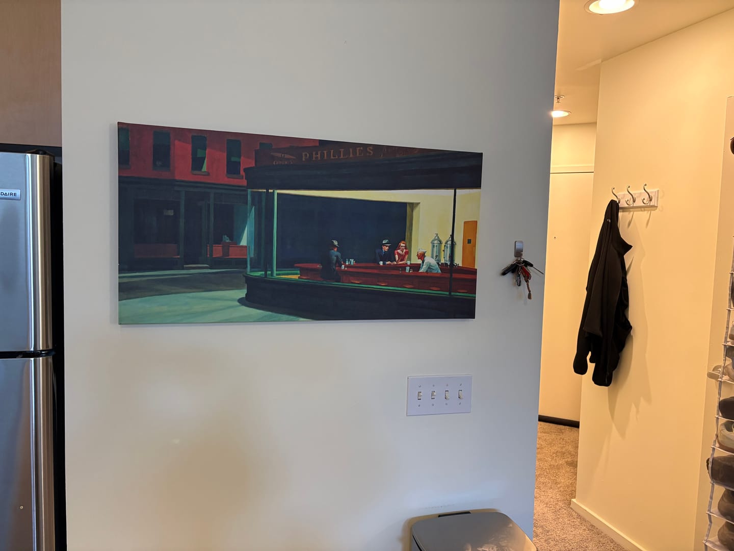 Customer photo review of Nighthawks by Edward Hopper