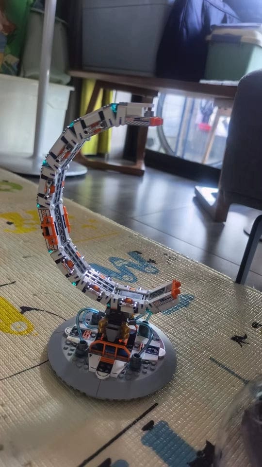 Customer photo review of Breaking Dawn Globe DIY Puzzle Assembling Toys Boys Gift Building Blocks Sets
