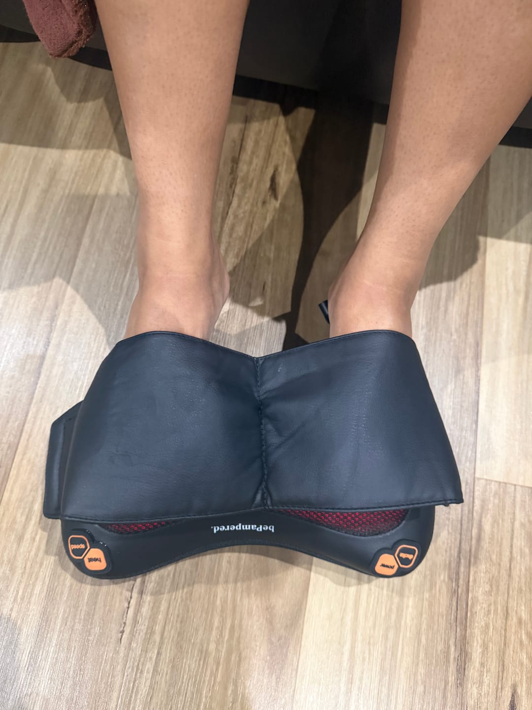Customer photo review of bePampered Cordless Shiatsu Body Massager With Heat