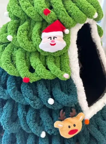 Customer photo review of WeihnachtsNest™ – Gemütliches Weihnachtsbett für Haustiere
