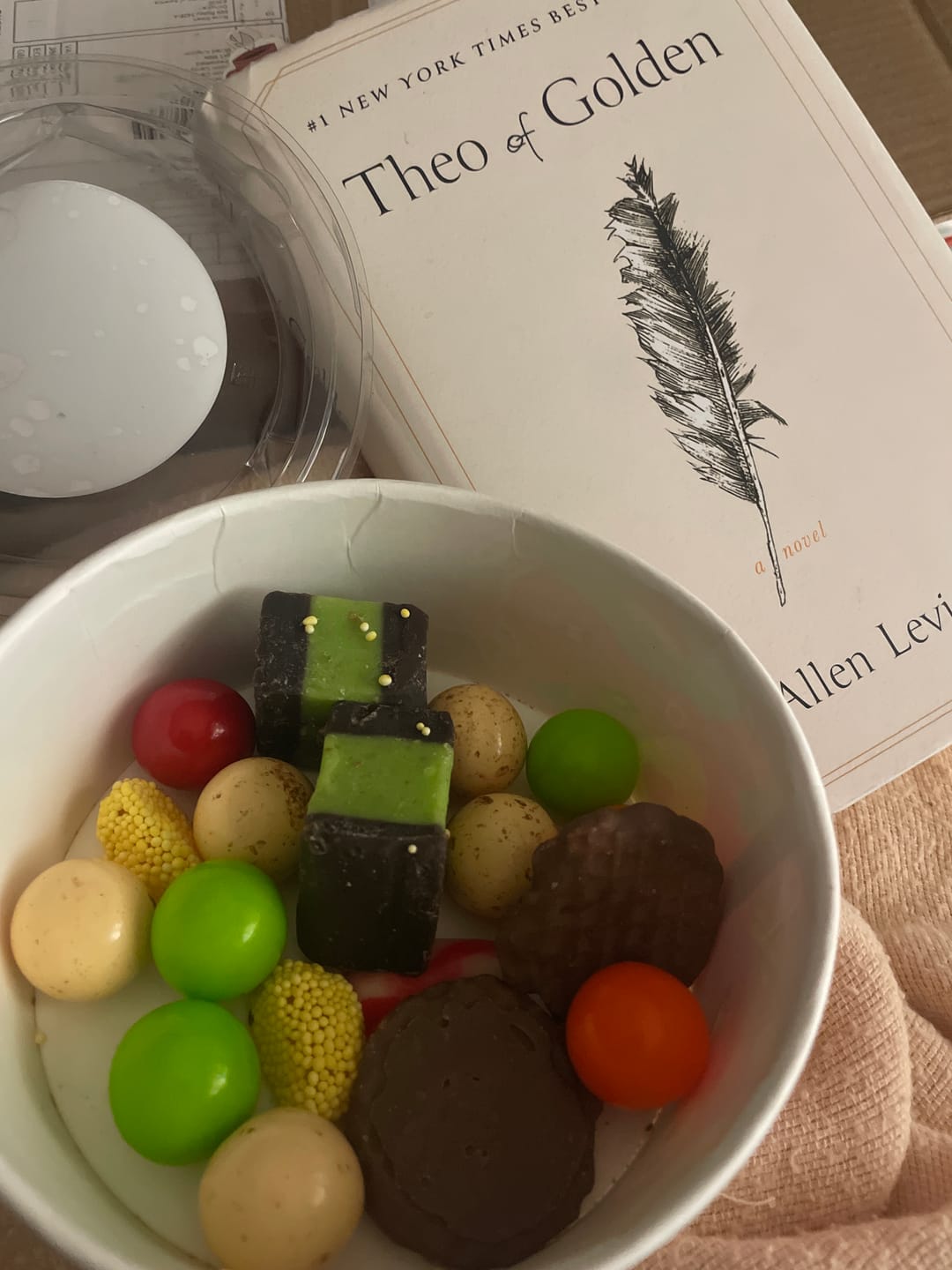 Customer photo review of Poppin Candy Regular Bowl Gift Box