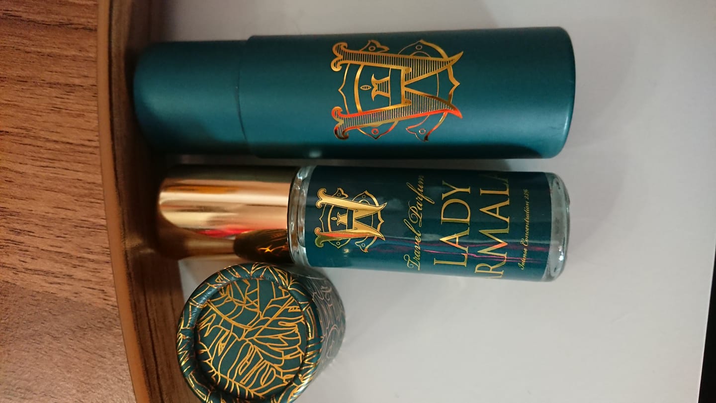 Customer photo review of Lady Marmalade