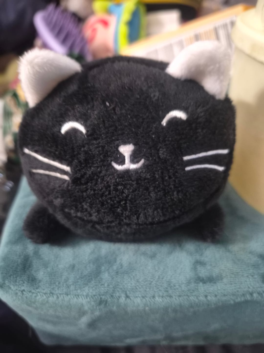 Customer photo review of Luna – Schwarze Katze als Stressball und Bildschirmreiniger