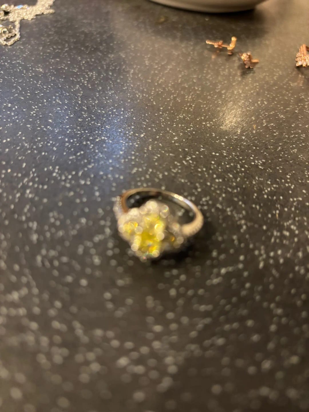 Customer photo review of Bague success