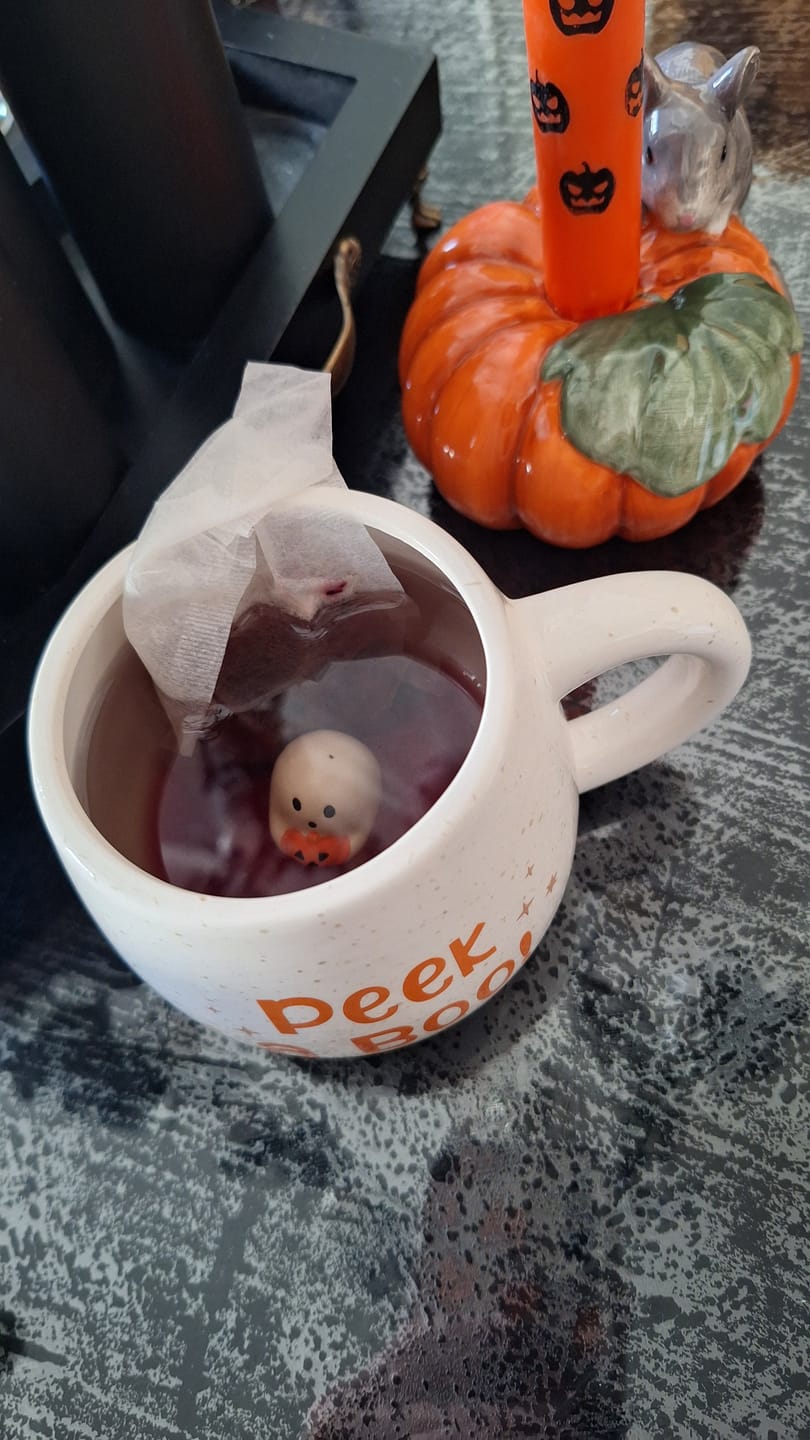 Customer photo review of Halloween Tasse mit Gespenst – versteckter Geist Geister-Tasse