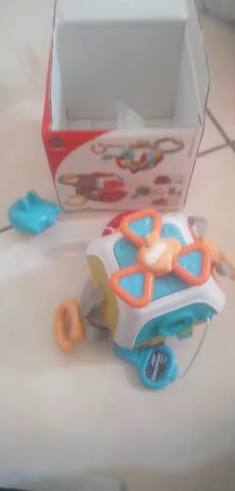 Customer photo review of Cube Montessori