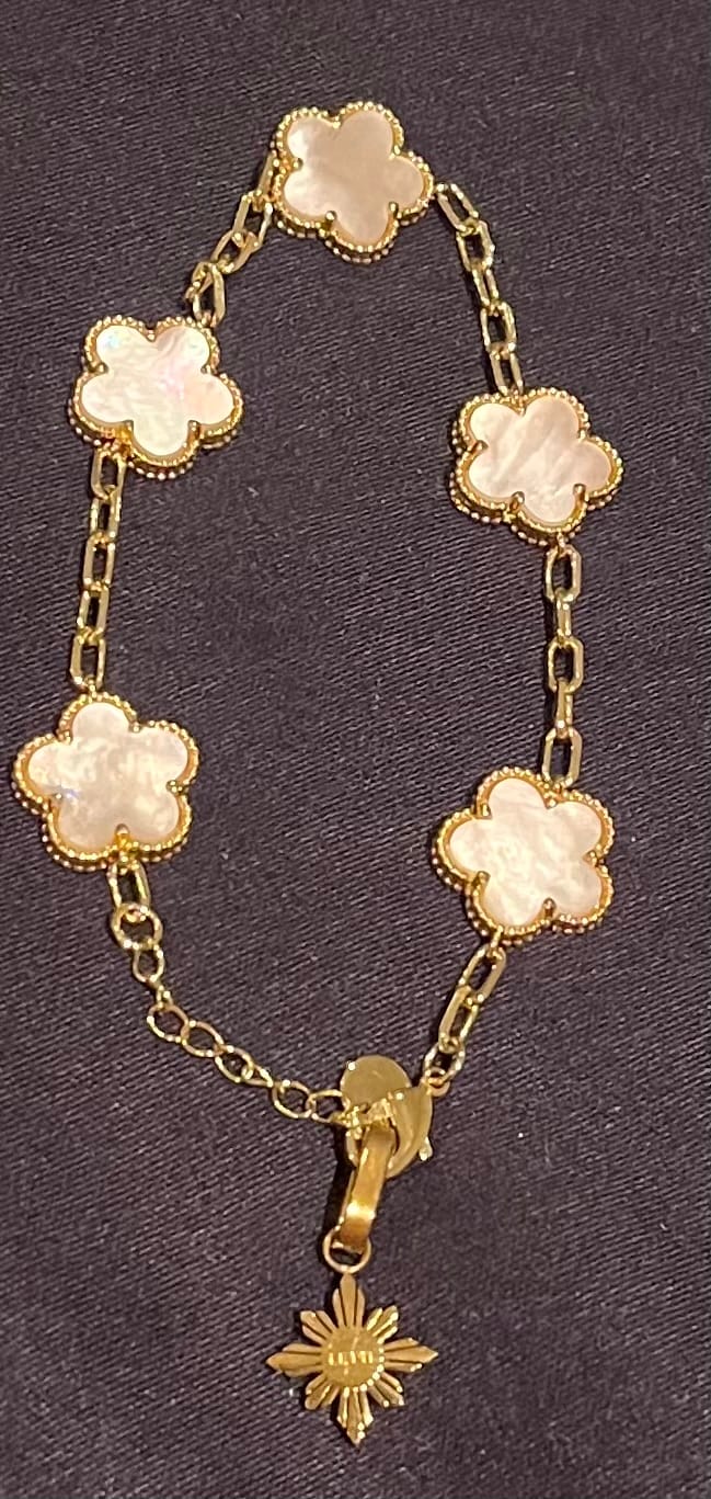 Customer photo review of Araw II Pendant