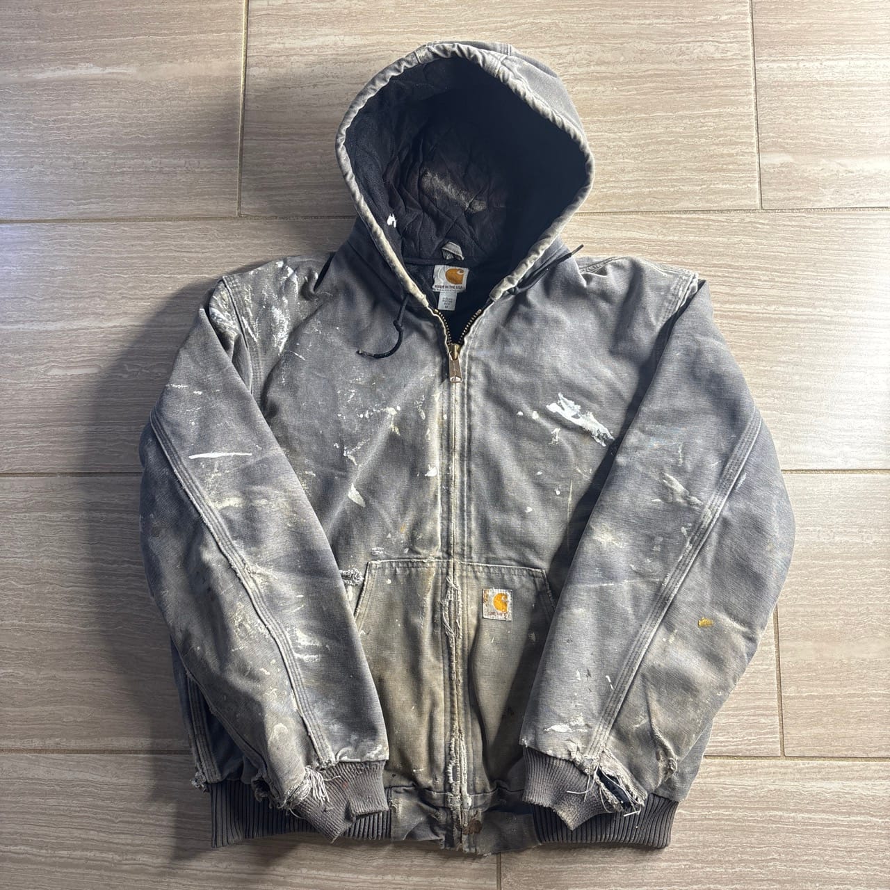 Customer photo review of Wholesale Carhartt Jackets (10 Pieces)