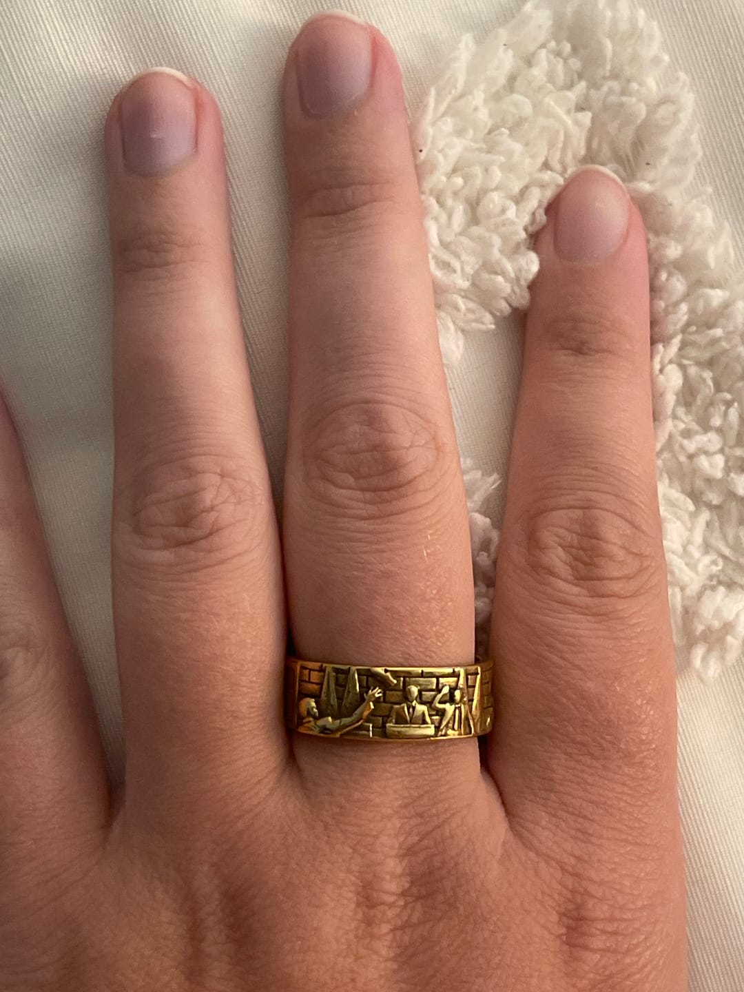 Customer photo review of "Farewell Kiss" Ring | Half Width | 925. or Stainless Steel GOLD PLATED