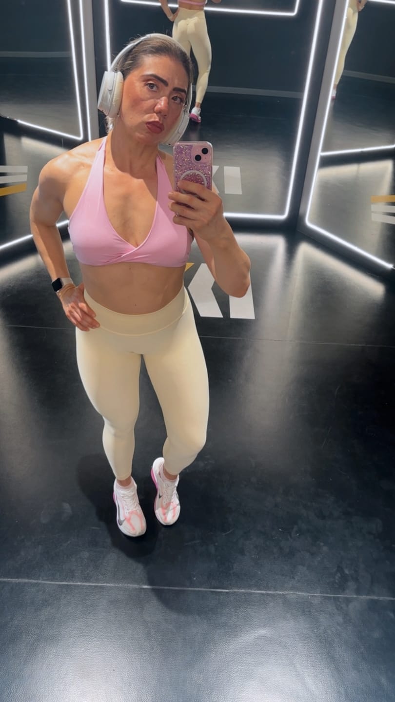 Customer photo review of The Allure Leggings