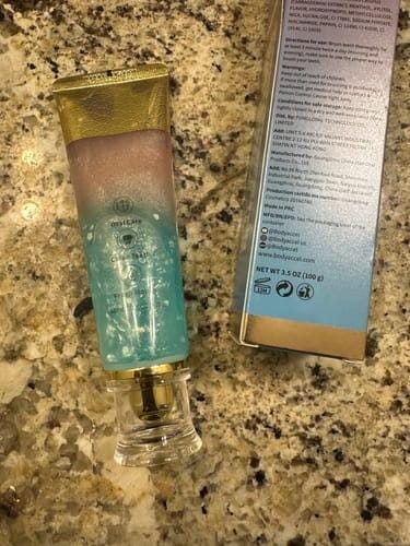 Customer photo review of Niacinamide Whitening Toothpaste