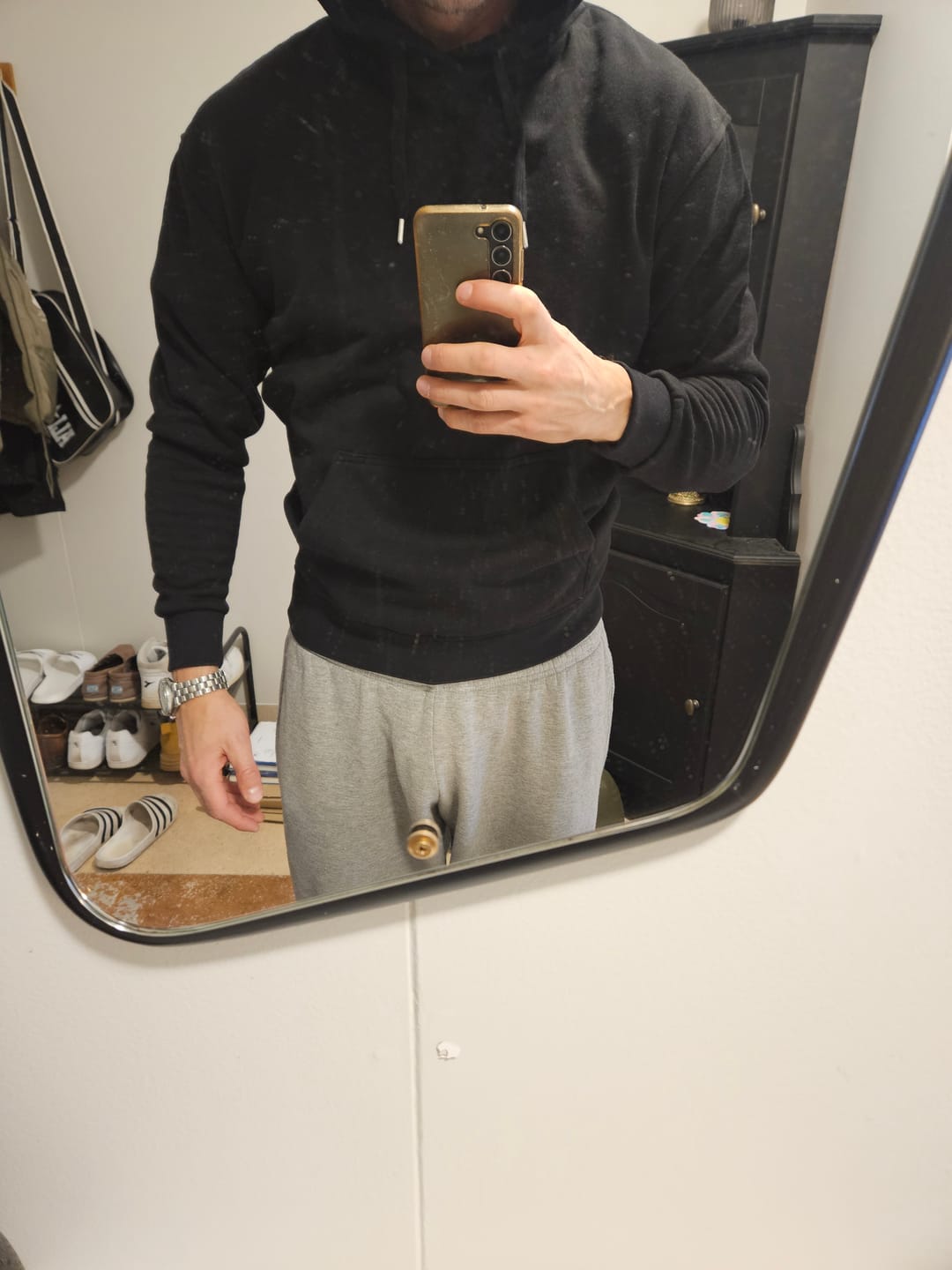 Customer photo review of KING BALDWIN | Premium Hoodie