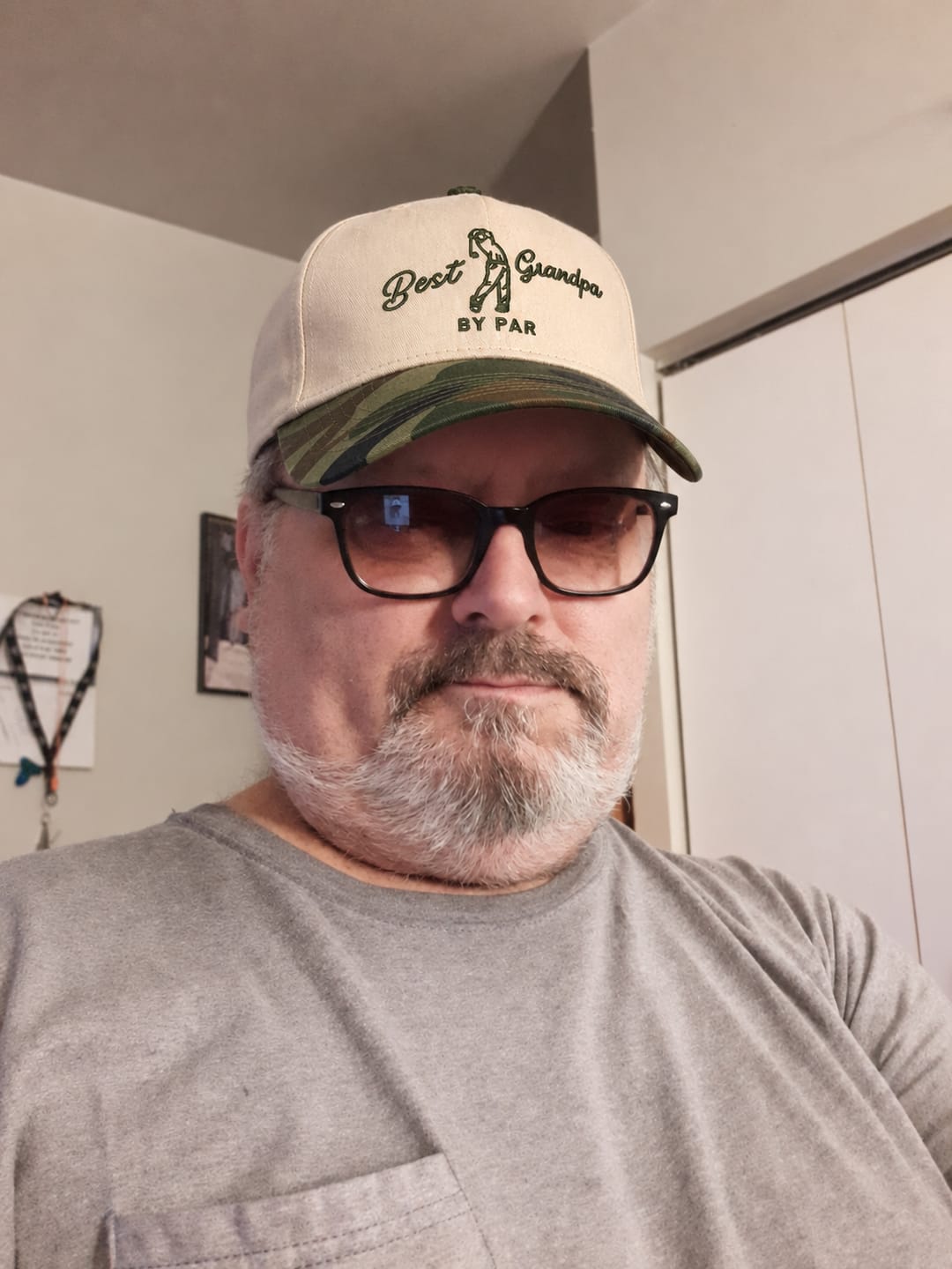 Customer photo review of Best Grandpa By Par Embroidered Snapback Hat – Funny Golf Gift for Grandpa