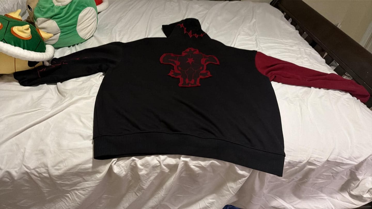 Customer photo review of Bulls Hoodie
