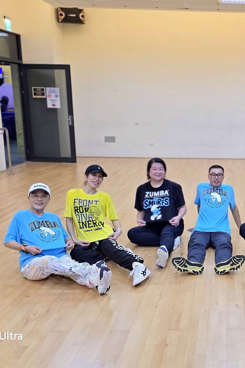 Customer photo review of Zumba X The Smurfs Tees 12PK