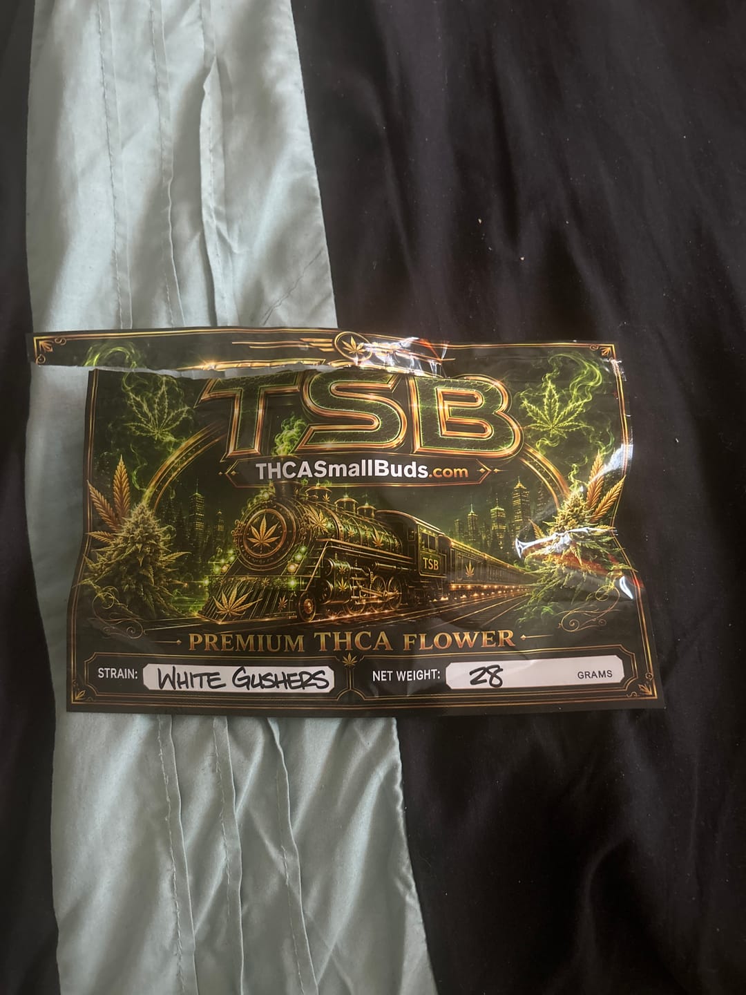 Customer photo review of White Gushers THCA Flower