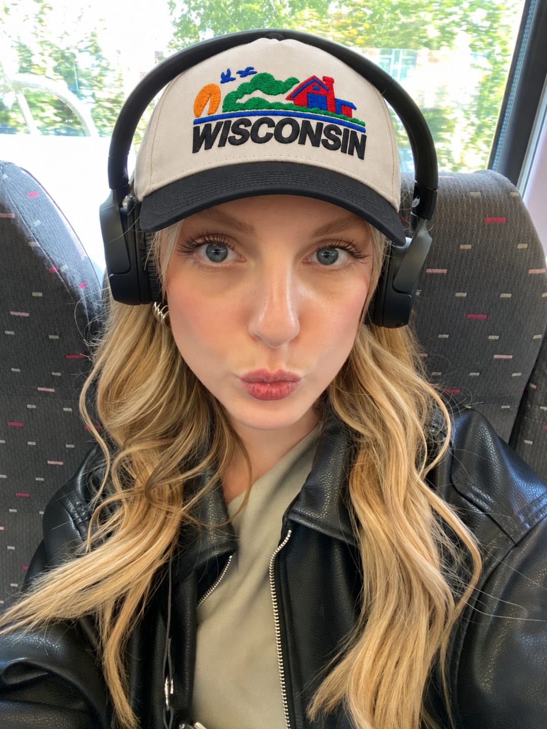 Customer photo review of Retro Wisconsin Snapback Hat - Vintage State Pride Snapback Hat