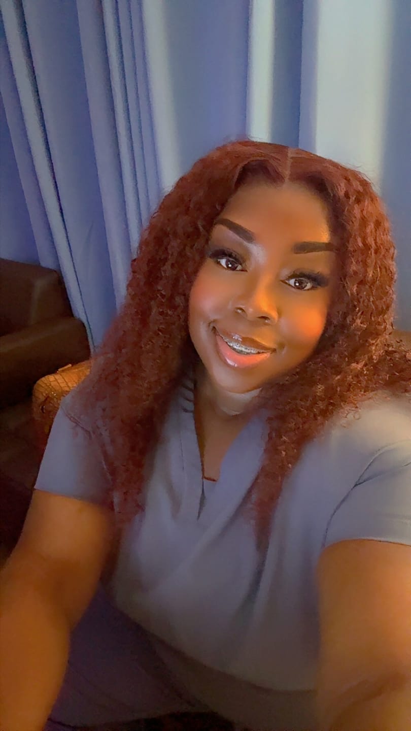 Customer photo review of Wavymy Wear & Go Reddish Brown 7x5 Glueless Lace Wigs Human Hair 180% Density