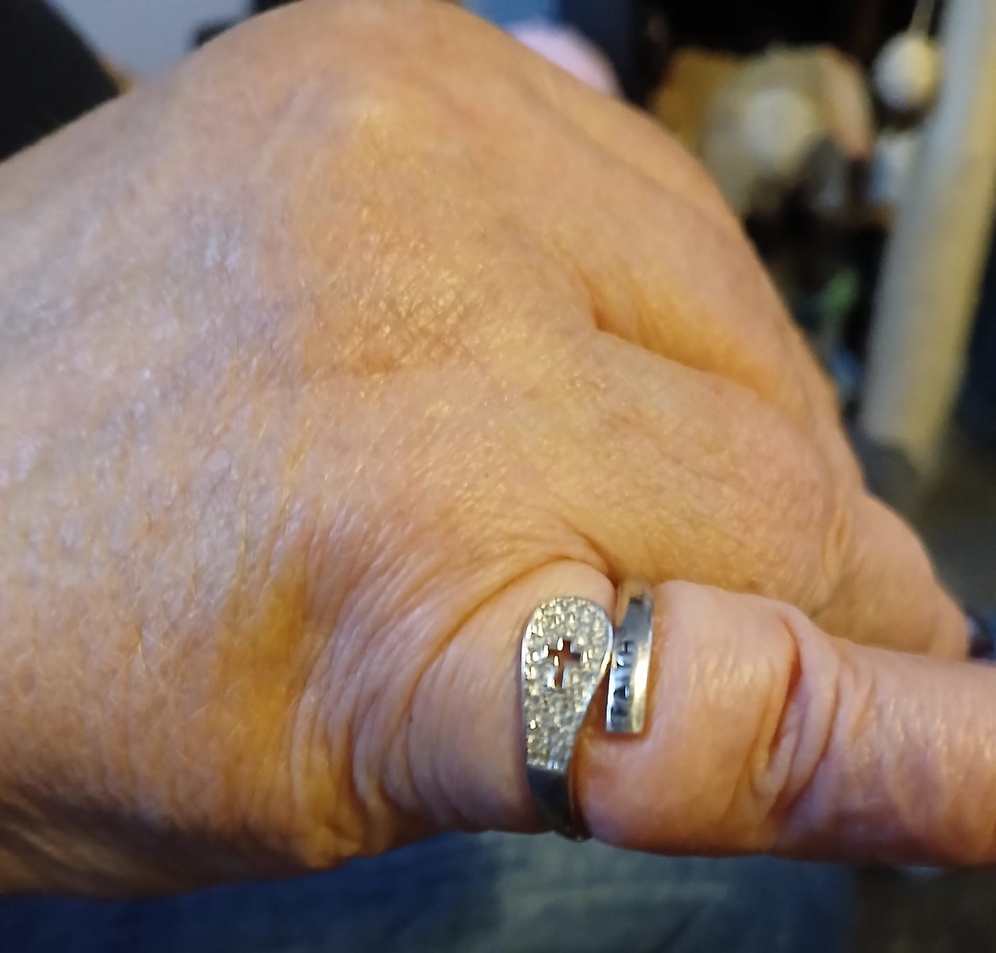 Customer photo review of "FAITH" Handmade Christian Family Ring in Zircon & 925 Sterling Silver (GIFTING OFFER)