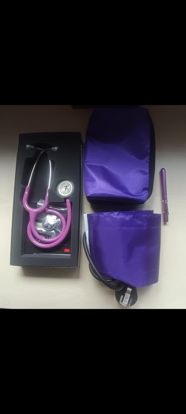 Customer photo review of Kit completo para estudiantes sanitarios - Lila