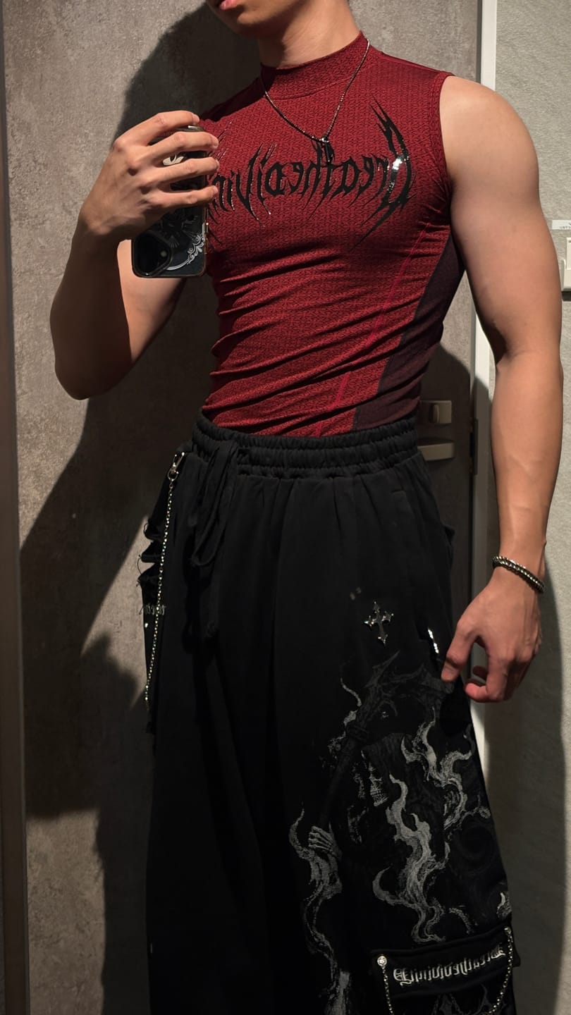 Customer photo review of Doom Tech™ Armored Cut-off Compression [CRIMSON]